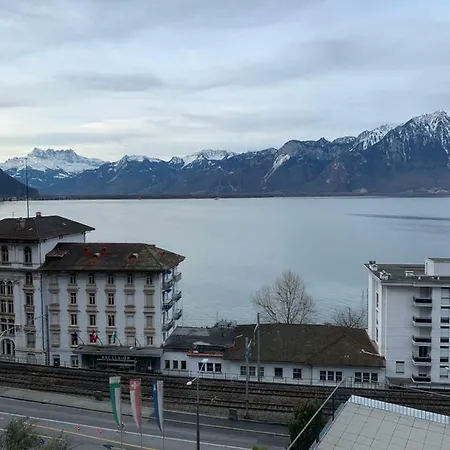 Centre 2-8 P., View And Chillon Castle *