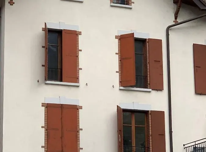 Centre 2-8 P., View And Chillon Castle דירה