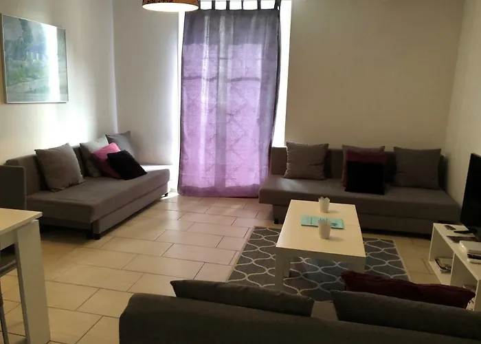 Appartement Centre 2-8 P., View And Chillon Castle