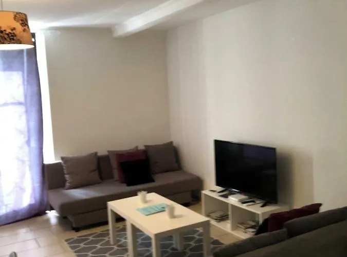 Centre 2-8 P., View And Chillon Castle